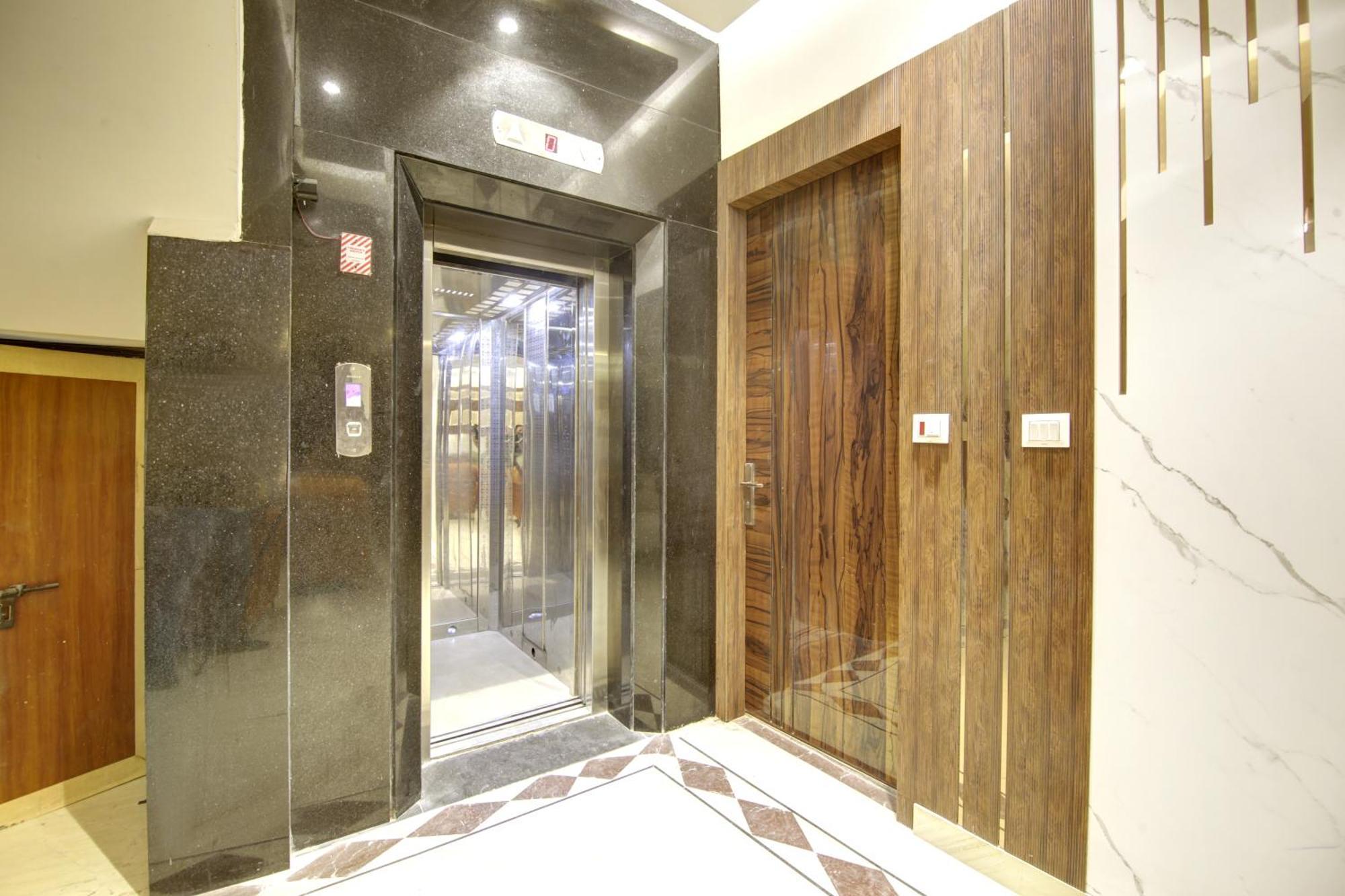 Hotel Star Villa - Front Of New Delhi Railway Station & 5 Minute From Connaught Place Bagian luar foto